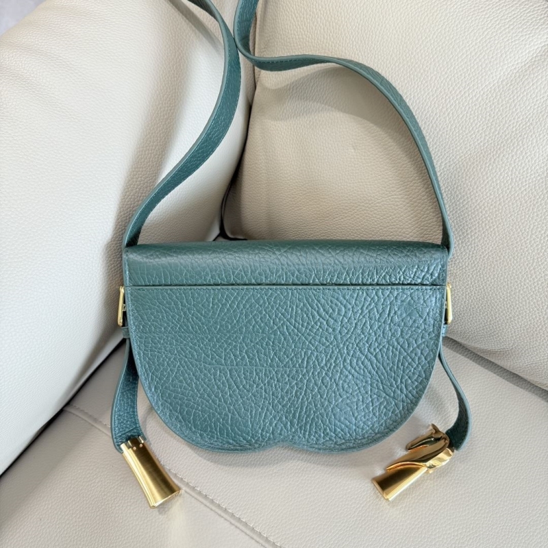 Bv*b*rry satchel bags